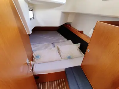 Cabin on Mojito, a Bavaria Cruiser 37 sailboat at Općina Sukošan, Croatia