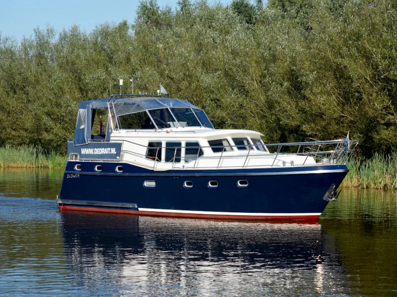 Exterior view of Drait 79, a De Drait Advantage 42 motorboat at Woudsend, Netherlands