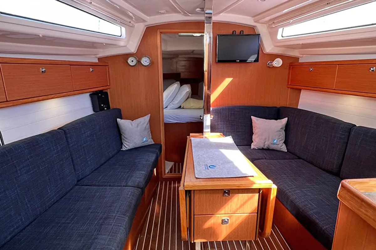 Salon of Pulenat, a Bavaria Cruiser 33 sailboat at Punat, Croatia