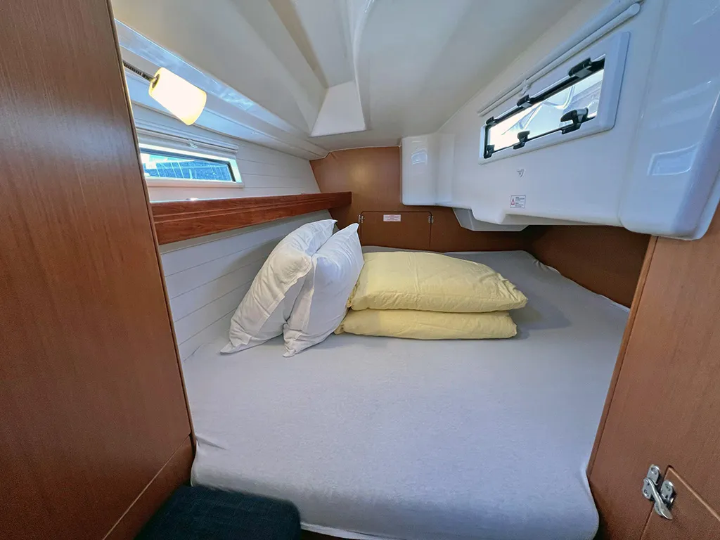Cabin on Pulenat, a Bavaria Cruiser 33 sailboat at Punat, Croatia