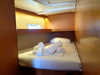 Cabin on Agatha, a Jeanneau Sun Odyssey 490 sailboat at Cannigione, Italy