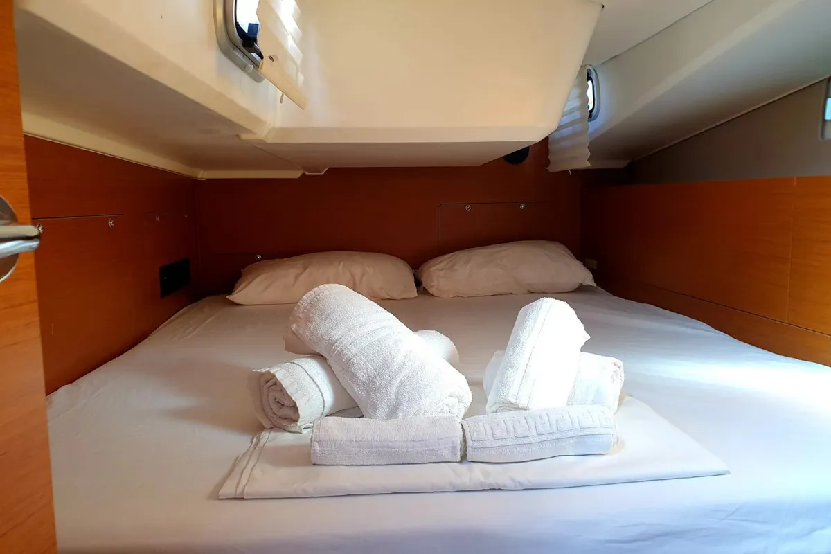 Cabin on Agatha, a Jeanneau Sun Odyssey 490 sailboat at Cannigione, Italy