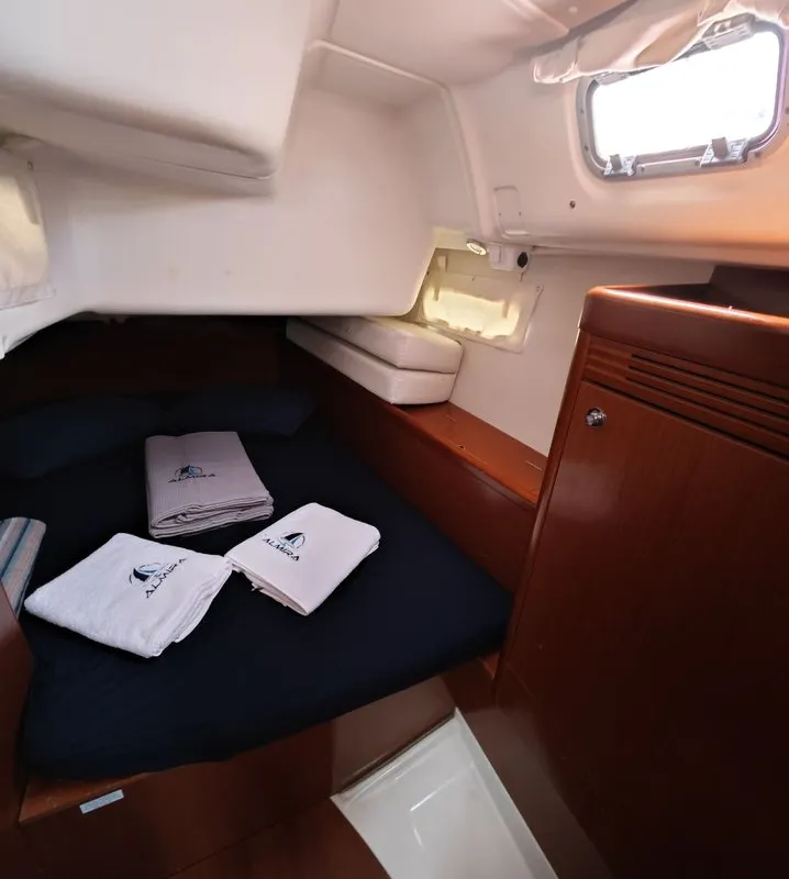 Cabin on Violet, a Beneteau Oceanis 40 sailboat at Fethiye, Turkey
