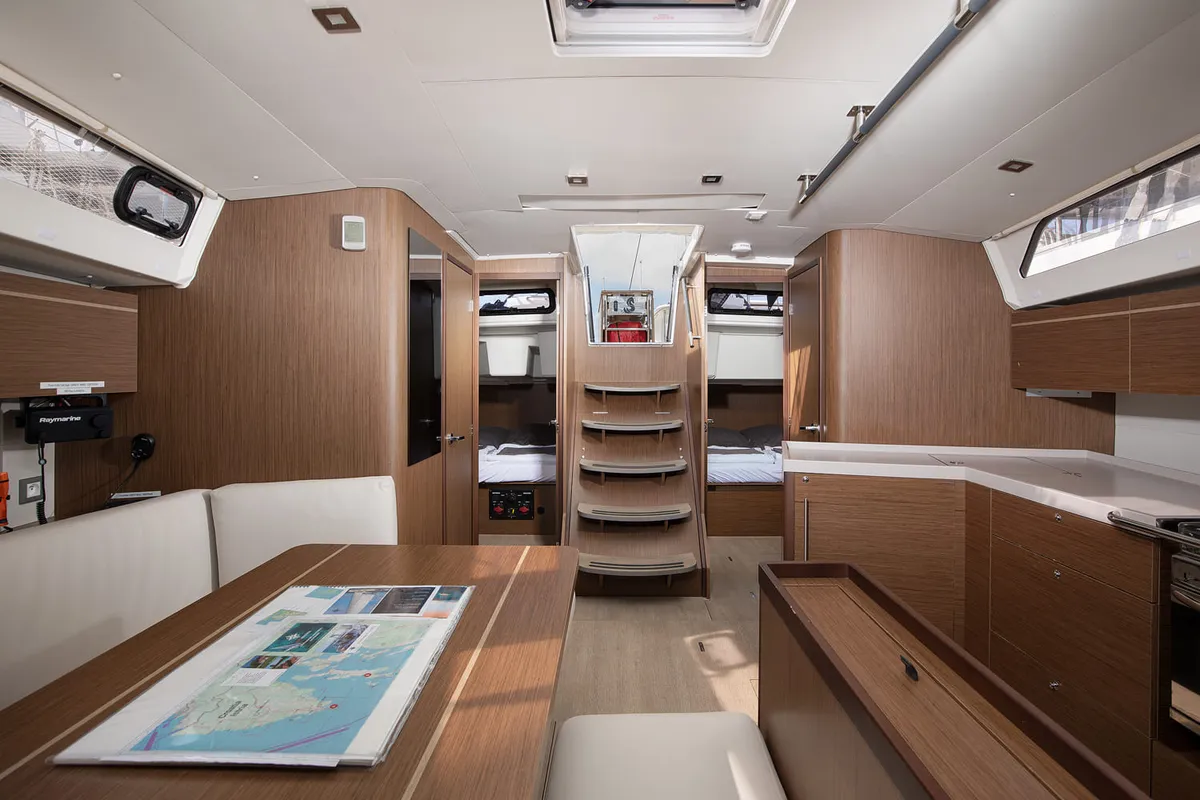 Salon of Pura Vida, a Beneteau Oceanis 46.1 sailboat at Općina Medulin, Croatia