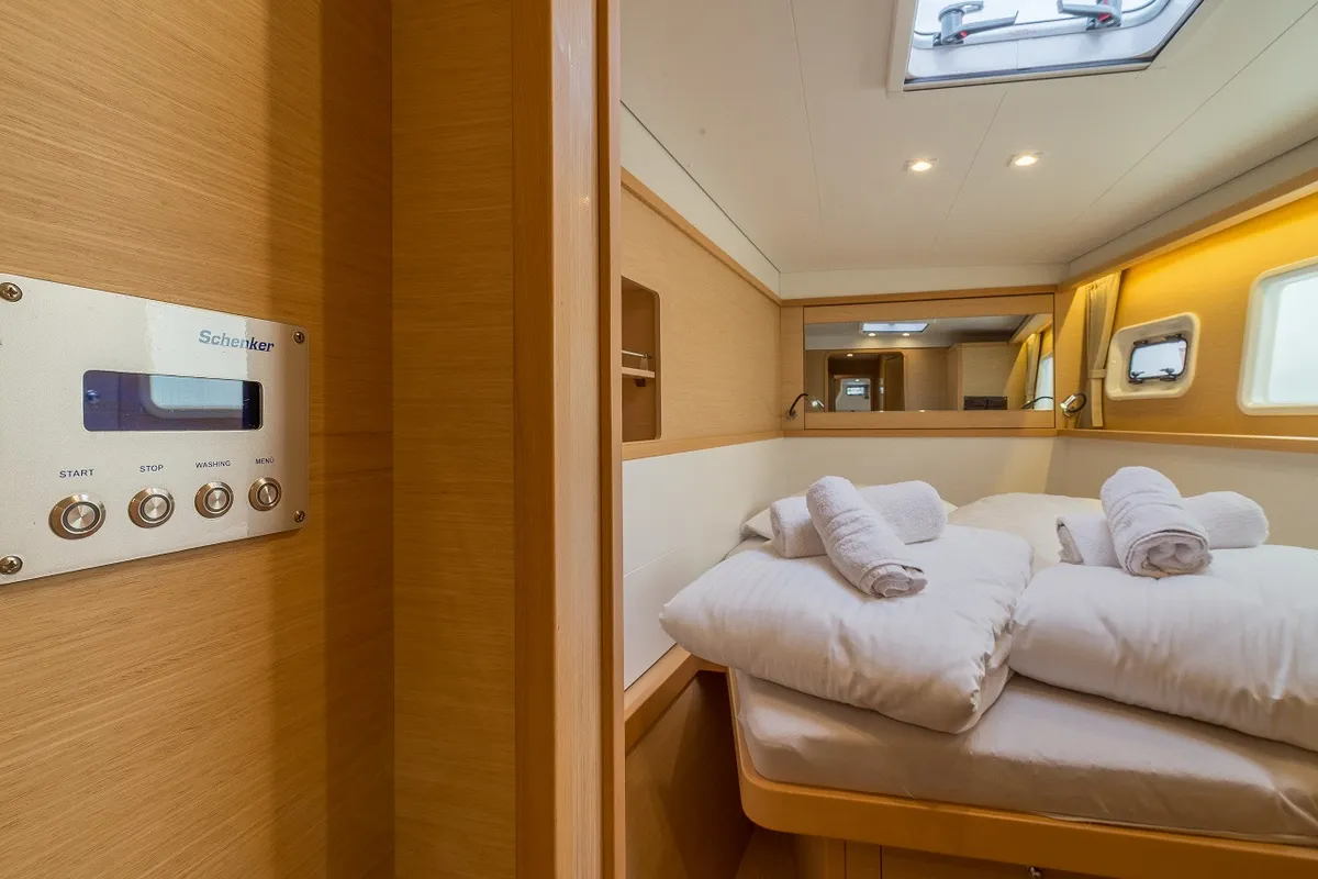 Cabin on Michelangelo, a Lagoon 450 S catamaran at Zadar, Croatia