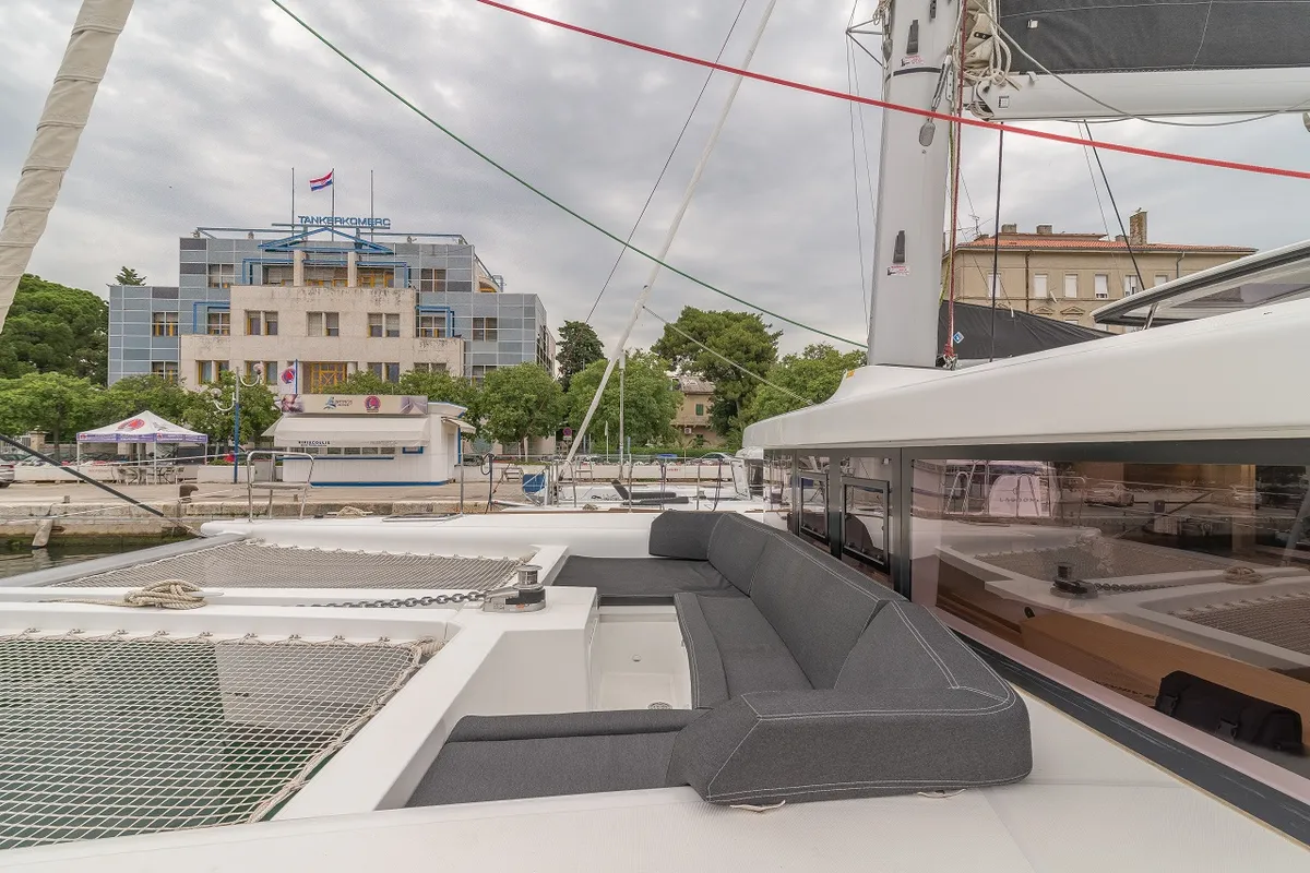 Deck of Michelangelo, a Lagoon 450 S catamaran at Zadar, Croatia