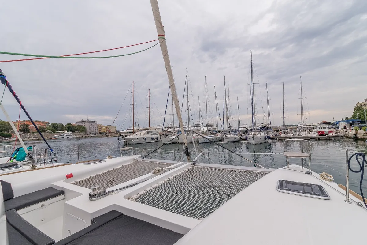 Deck of Michelangelo, a Lagoon 450 S catamaran at Zadar, Croatia