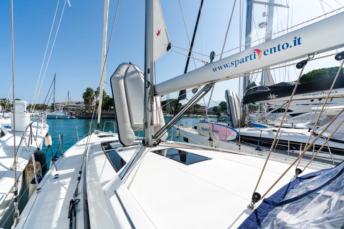 Exterior view of Anfitrite, a Beneteau Oceanis 51.1 sailboat at Castellammare del Golfo, Italy
