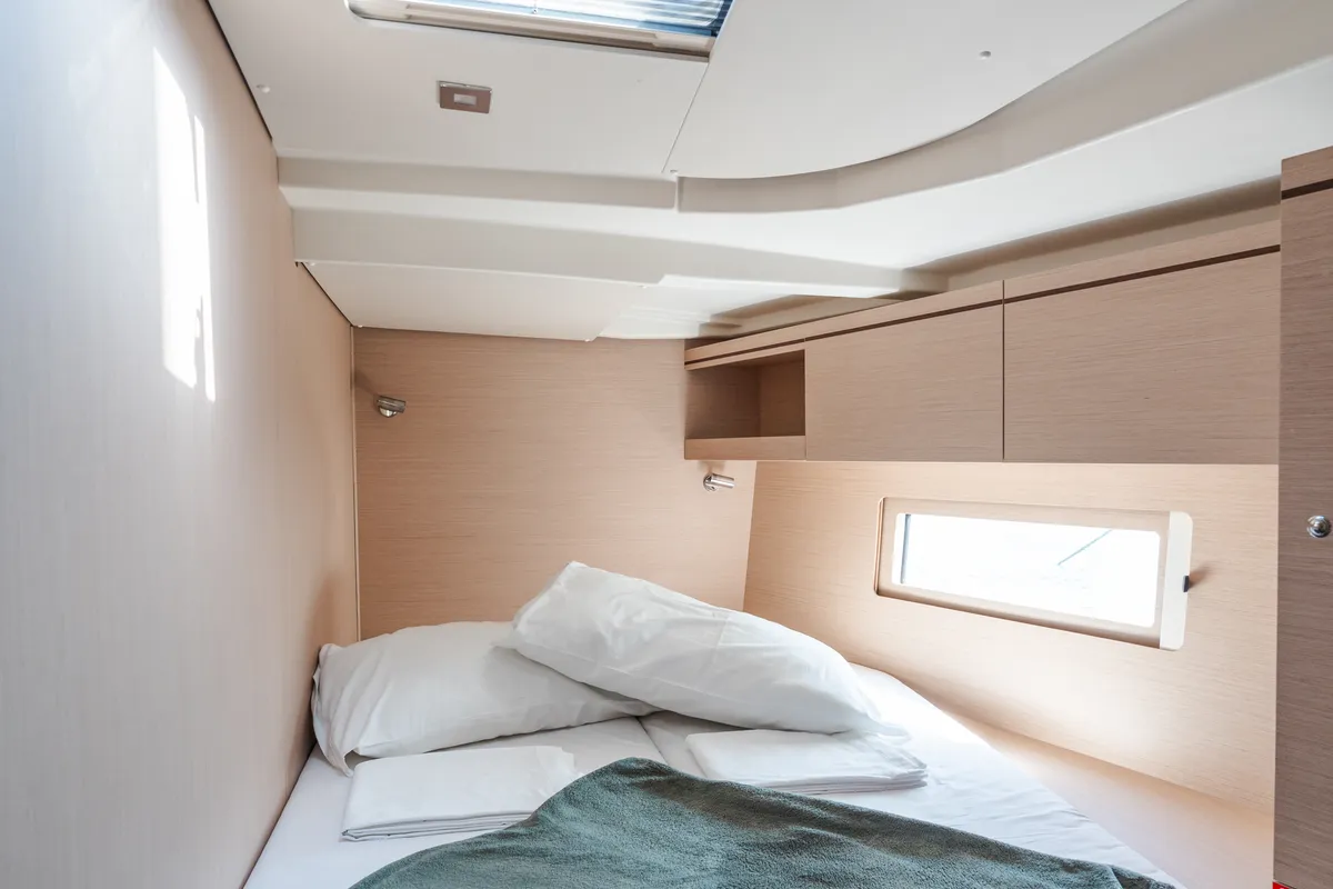 Cabin on Anfitrite, a Beneteau Oceanis 51.1 sailboat at Castellammare del Golfo, Italy