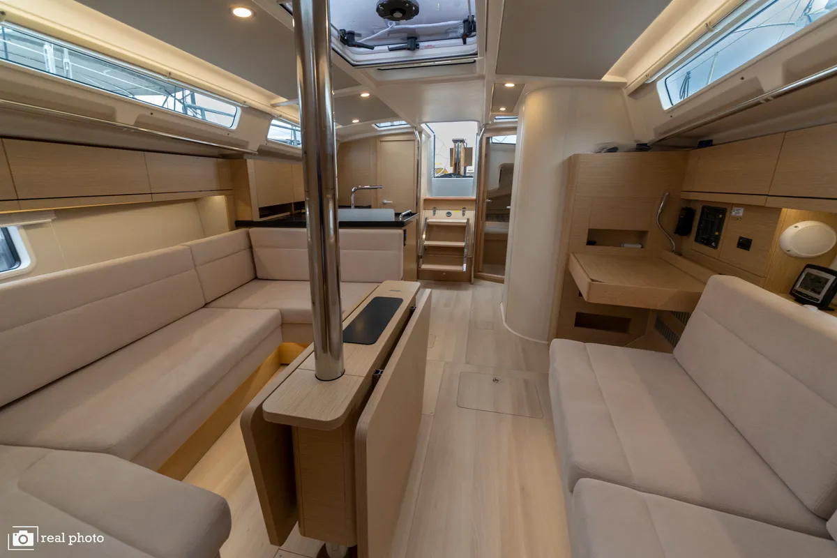 Salon of Tecla, a Hanse 388 sailboat at Cannigione, Italy