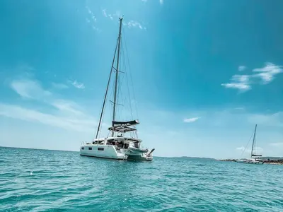 WHITE PEARL, a Lagoon 46 catamaran at Athens, Greece