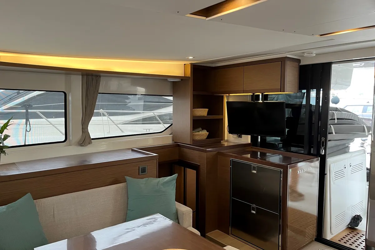 WHITE PEARL, a Lagoon 46 catamaran at Athens, Greece