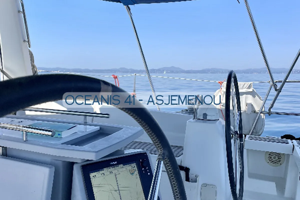 Cockpit of Asjemenou, a Beneteau Oceanis 41 sailboat at Kontokali, Greece