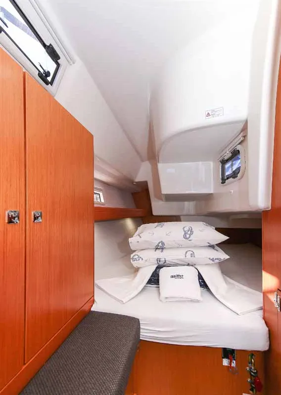 Cabin on Lara, a Bavaria Cruiser 34 sailboat at Zadar, Croatia