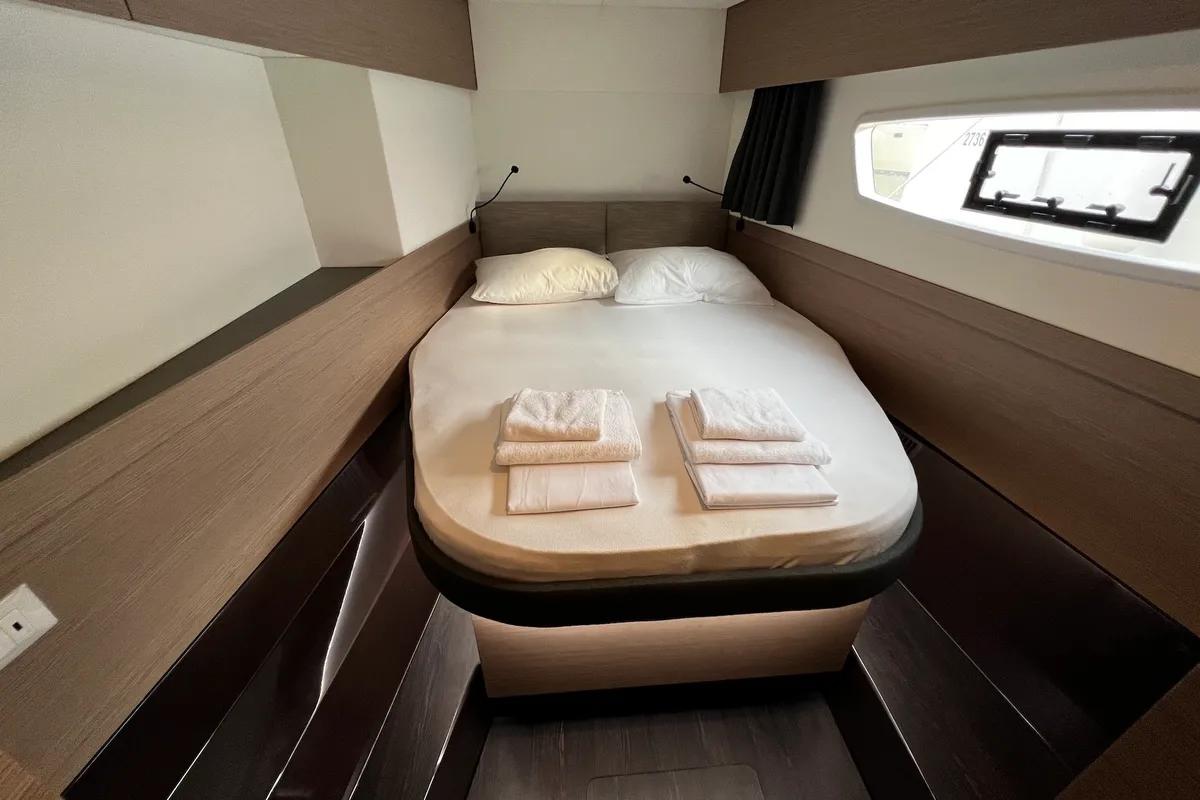 Cabin on Santa Maria, a Fountaine Pajot Elba 45 catamaran at Sukošan, Croatia