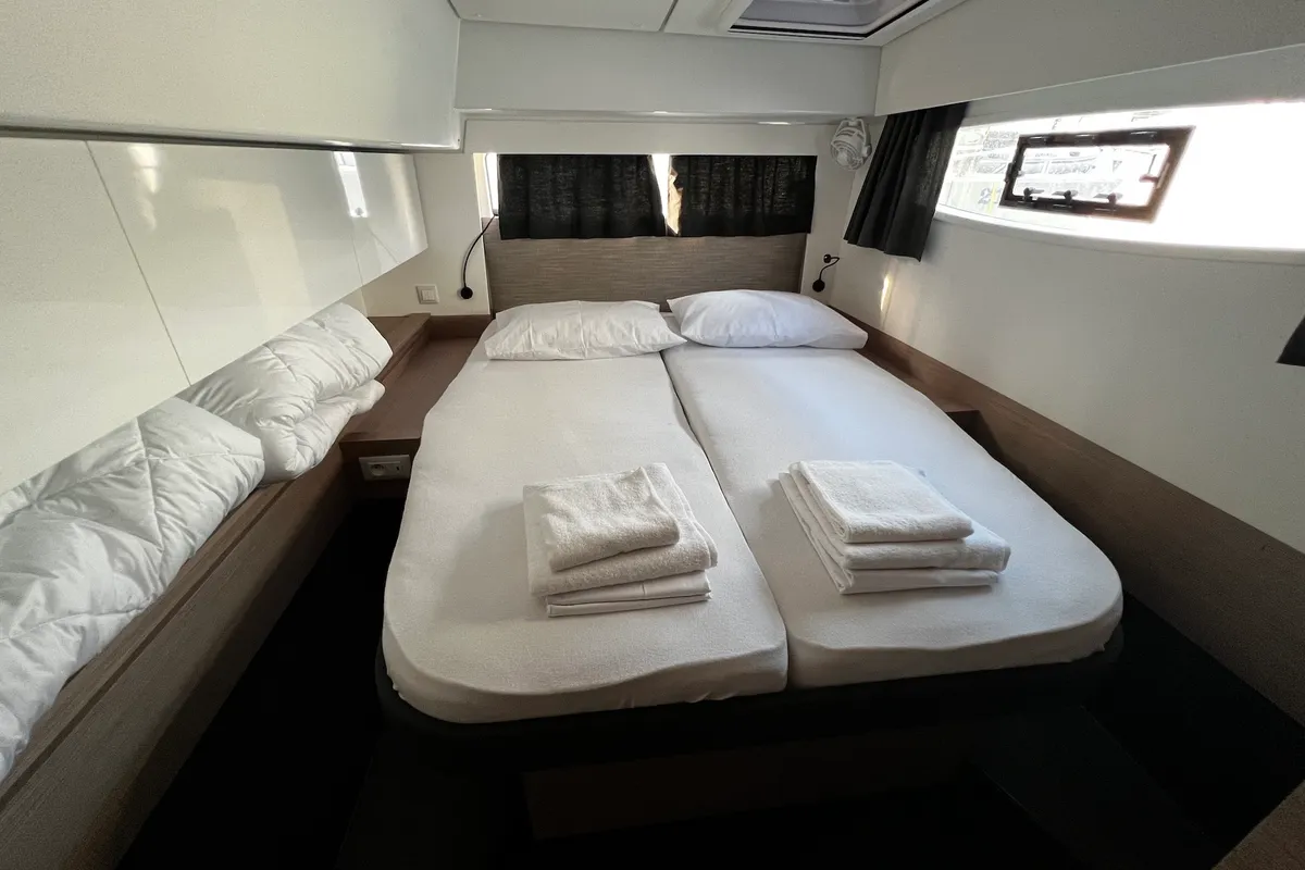 Cabin on Santa Maria, a Fountaine Pajot Elba 45 catamaran at Sukošan, Croatia