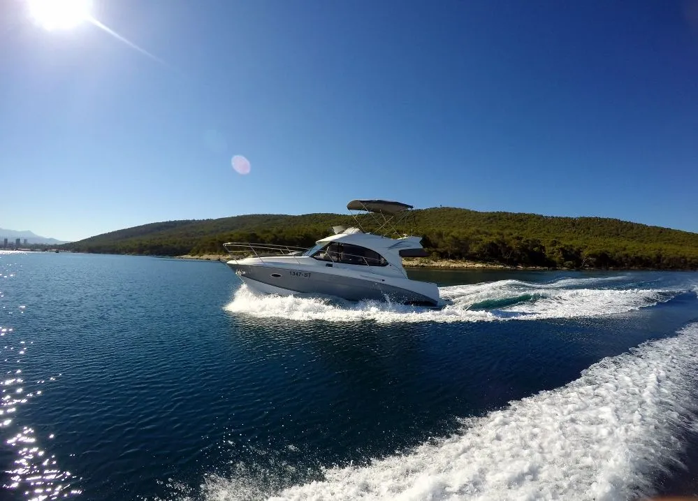 Exterior view of Lumar, a Beneteau Antares 30 motorboat at Split, Croatia
