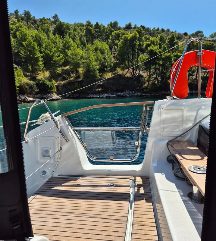 Deck of Stela, a Lagoon 43 catamaran at Seget Donji, Croatia