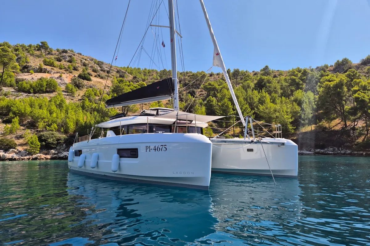 Stela, a Lagoon 43 catamaran at Seget Donji, Croatia