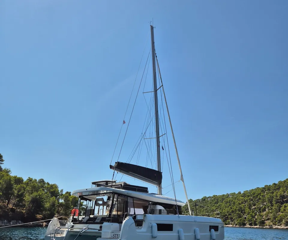 Stela, a Lagoon 43 catamaran at Seget Donji, Croatia