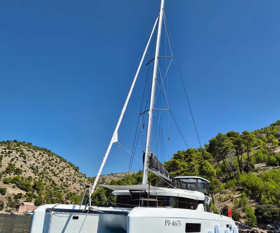 Stela, a Lagoon 43 catamaran at Seget Donji, Croatia