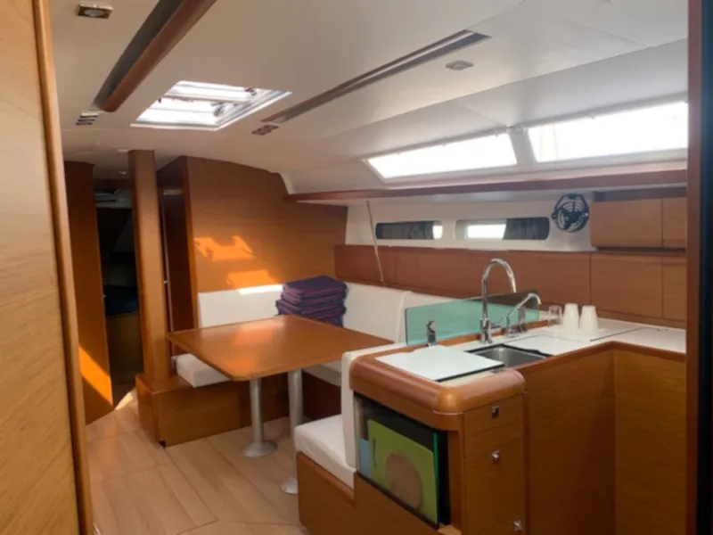 Salon of Nashira, a Jeanneau Sun Odyssey 449 sailboat at Salerno, Italy