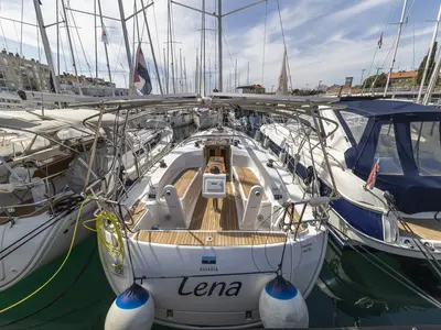 Lena