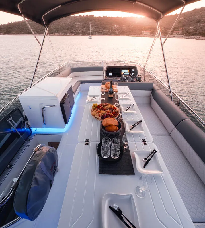 Salon of FGStar Mini, a Galeon 440 Fly (Diesel) motor yacht at Seget Donji, Croatia