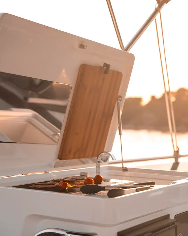 Salon of FGStar Mini, a Galeon 440 Fly (Diesel) motor yacht at Seget Donji, Croatia