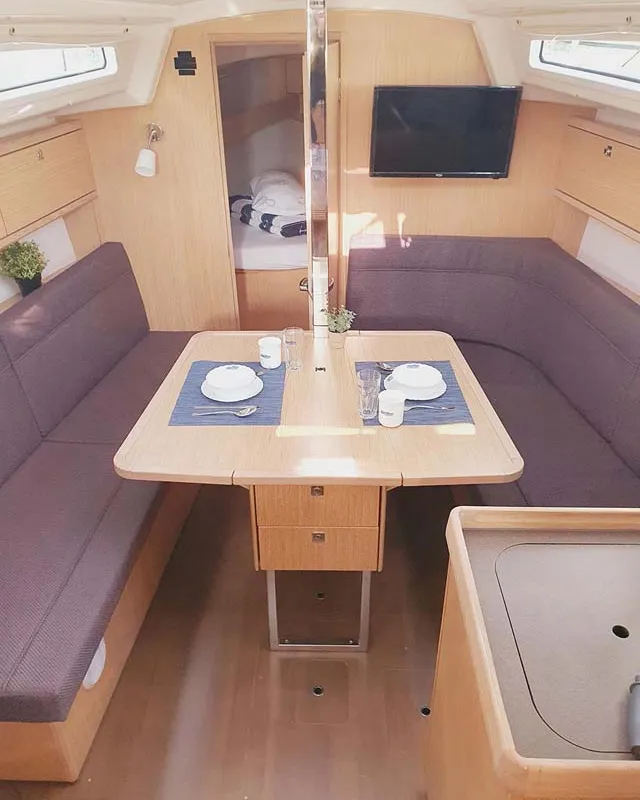 Salon of Pace, a Bavaria Cruiser 34 sailboat at Grad Pula, Croatia