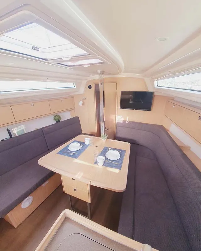 Salon of Pace, a Bavaria Cruiser 34 sailboat at Grad Pula, Croatia