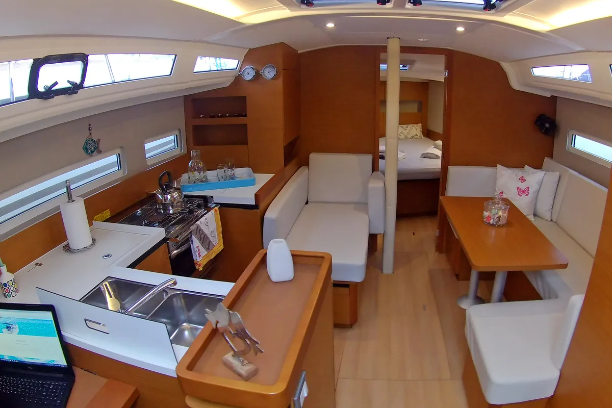 Salon of Evelina, a Jeanneau Sun Odyssey 410 sailboat at Lavrion, Greece