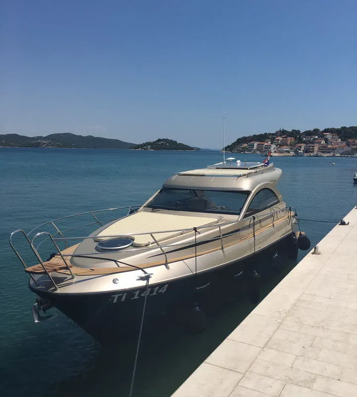 Exterior view of Laura, a Grginić jahte Mirakul 30 motorboat at Grad Biograd na Moru, Croatia