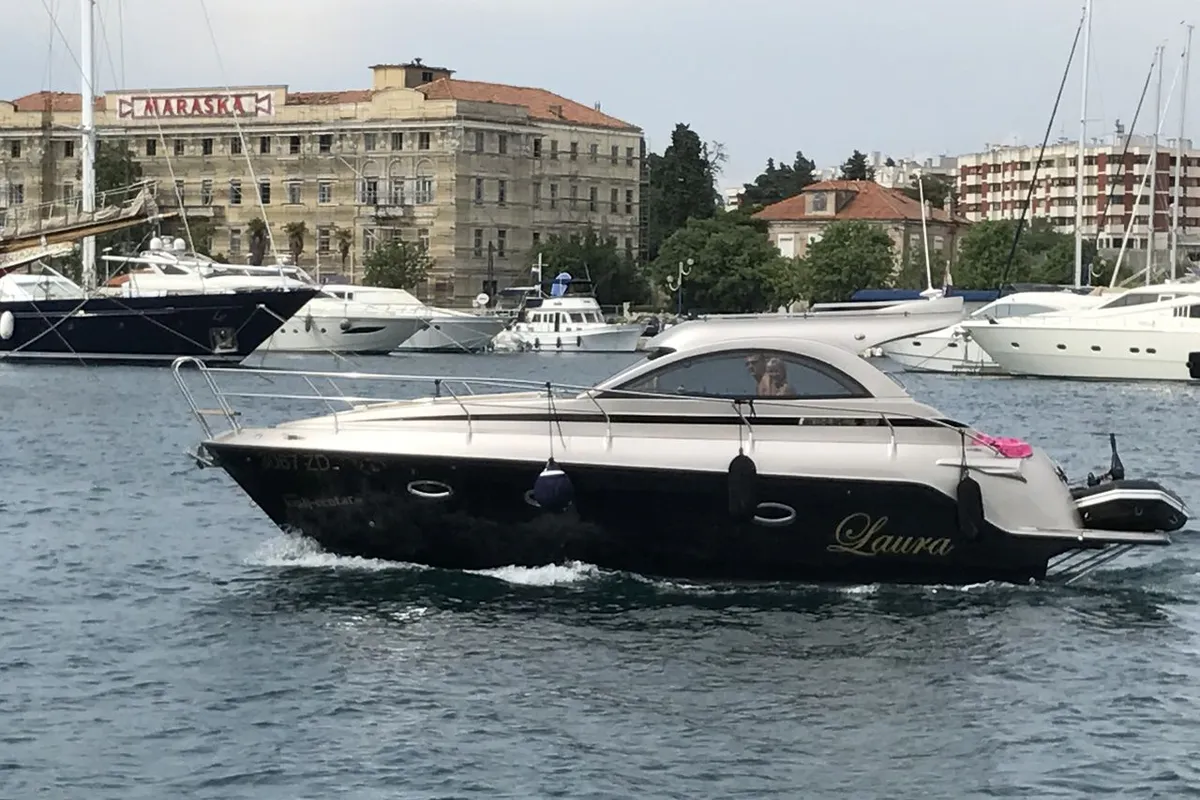 Exterior view of Laura, a Grginić jahte Mirakul 30 motorboat at Grad Biograd na Moru, Croatia