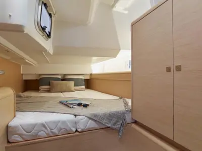 Cabin on Matar, a Jeanneau Sun Odyssey 449 sailboat at Cagliari, Italy