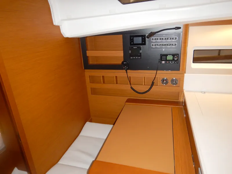 Rebelezza, a Jeanneau Sun Odyssey 440 sailboat at Palma de Mallorca, Spain