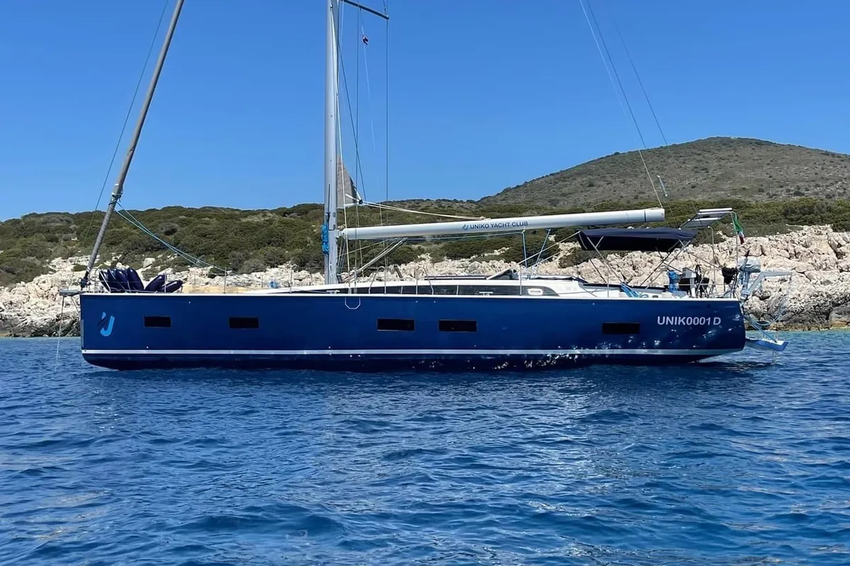 Exterior view of Aurora Blu, a D&D Kufner 54 Exclusive sailboat at Salerno, Italy