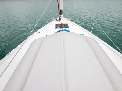 Deck of Elpida, a Beneteau Oceanis 51.1 sailboat at Rosignano Solvay, Italy