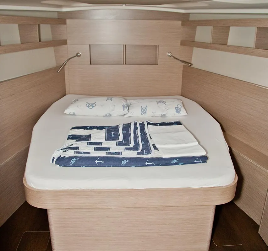 Cabin on Pepe, a Hanse 458 sailboat at Grad Pula, Croatia