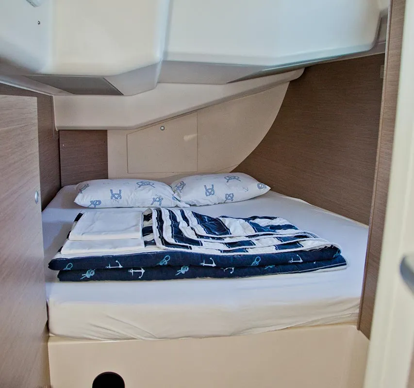 Cabin on Pepe, a Hanse 458 sailboat at Grad Pula, Croatia