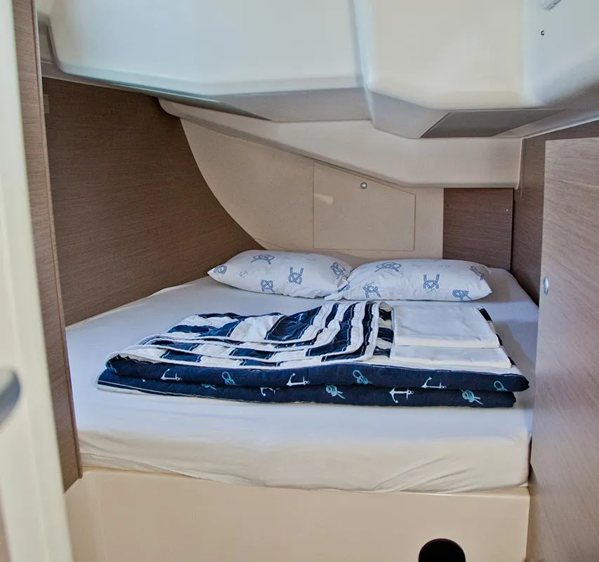 Cabin on Pepe, a Hanse 458 sailboat at Grad Pula, Croatia