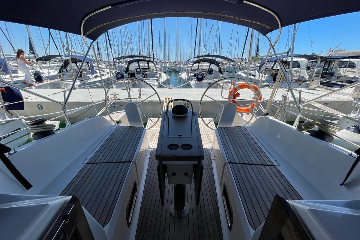 Cockpit of Andrea, a Bavaria Cruiser 37 sailboat at Općina Sukošan, Croatia