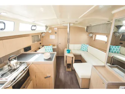 Salon of Hydros, a Beneteau Oceanis 41.1 sailboat at Rosignano Solvay, Italy