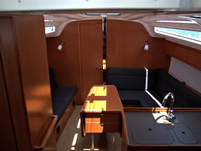 Salon of Anemos, a Bavaria 37 sailboat at Kontokali, Greece