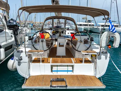 Deck of Pink Floyd, a Beneteau Oceanis 34.1 sailboat at Municipal Unit of Lefkada, Greece