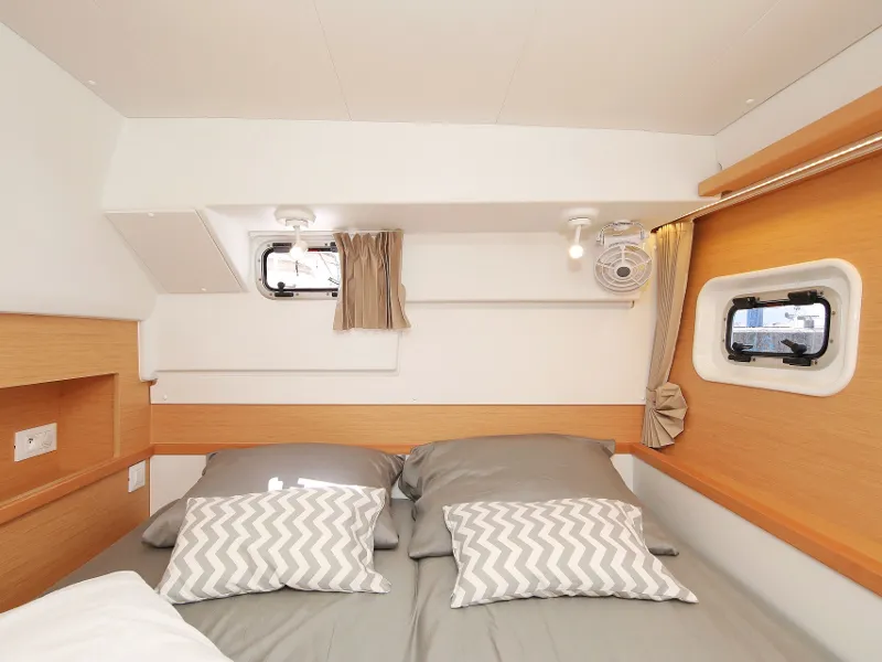 Cabin on Scirocco, a Lagoon 400 S2 catamaran at Općina Sukošan, Croatia