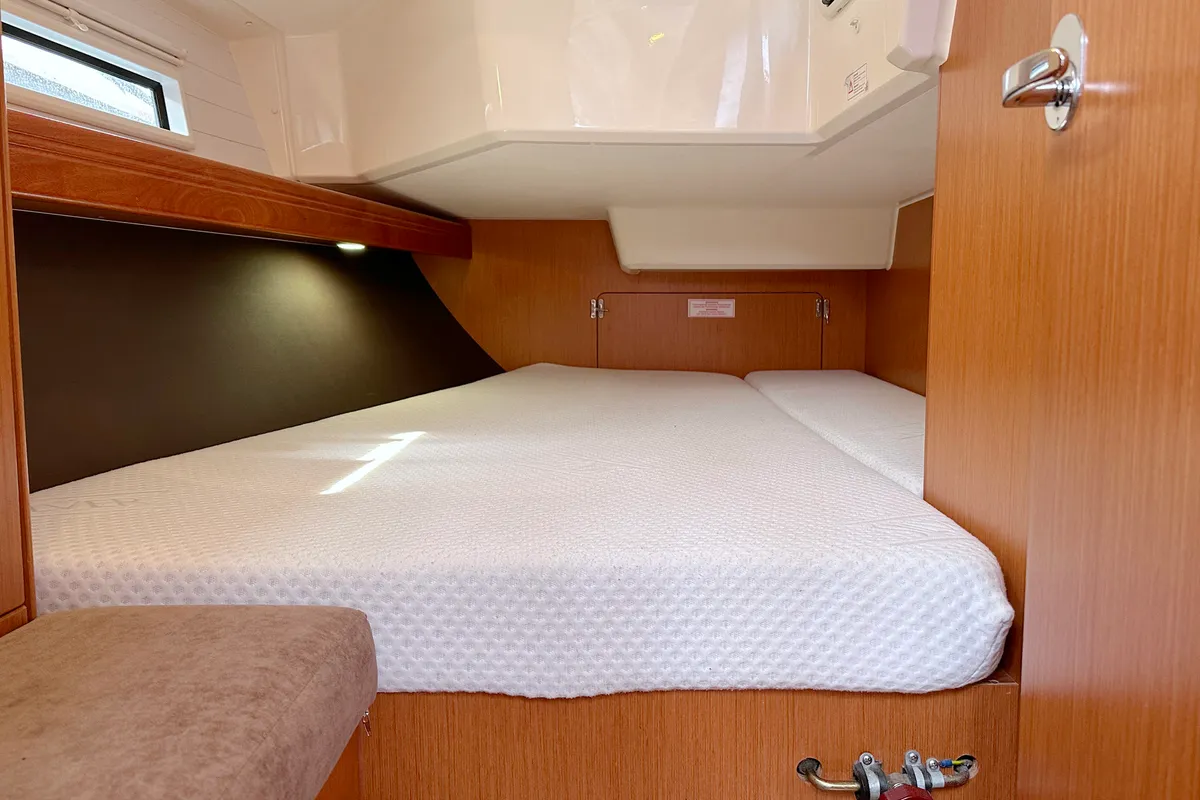 Cabin on Helene, a Bavaria Cruiser 37 sailboat at Heiligenhafen, Germany