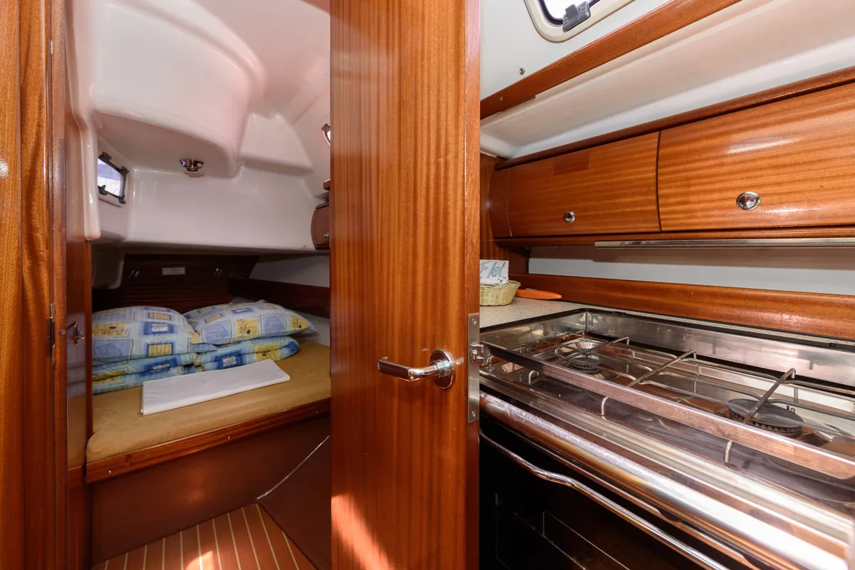 Cabin on Ema, a Bavaria 36 sailboat at Grad Trogir, Croatia