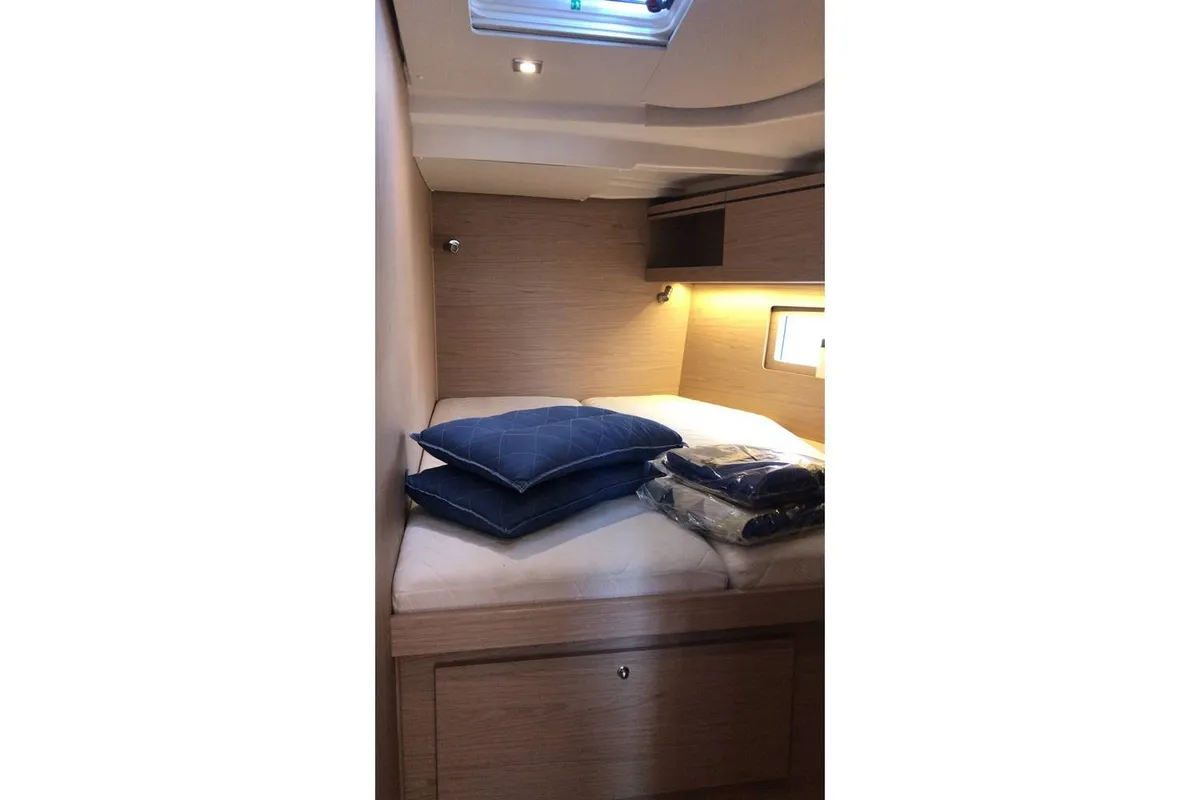 Cabin on Kos 51.1, a Beneteau Oceanis 51.1 sailboat at Municipal Unit of Lefkada, Greece