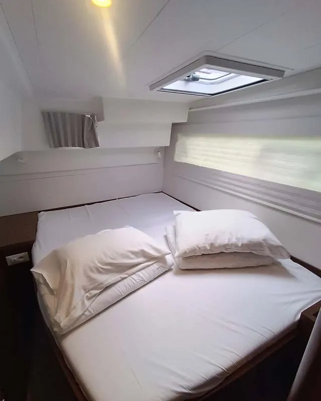 Cabin on Jessica, a Lagoon 40 catamaran at Kontokali, Greece